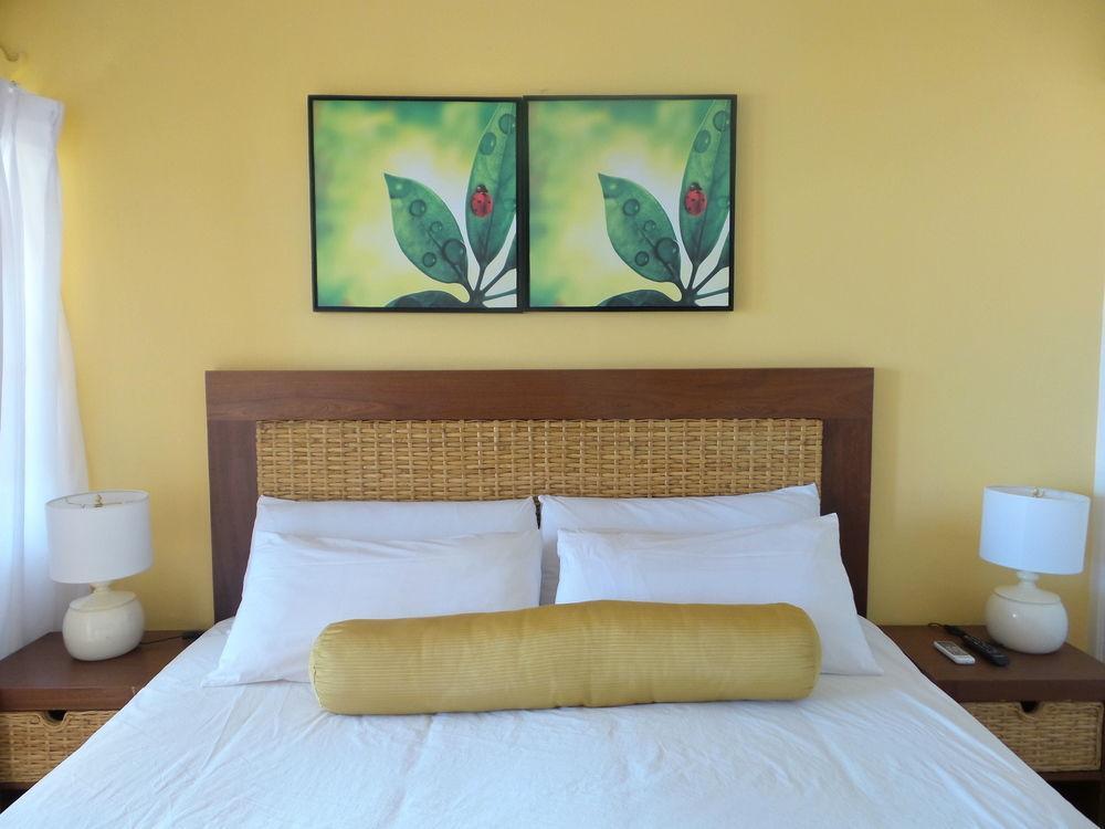Flamboyant Hotel & Villas St. George's Екстер'єр фото