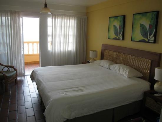Flamboyant Hotel & Villas St. George's Екстер'єр фото